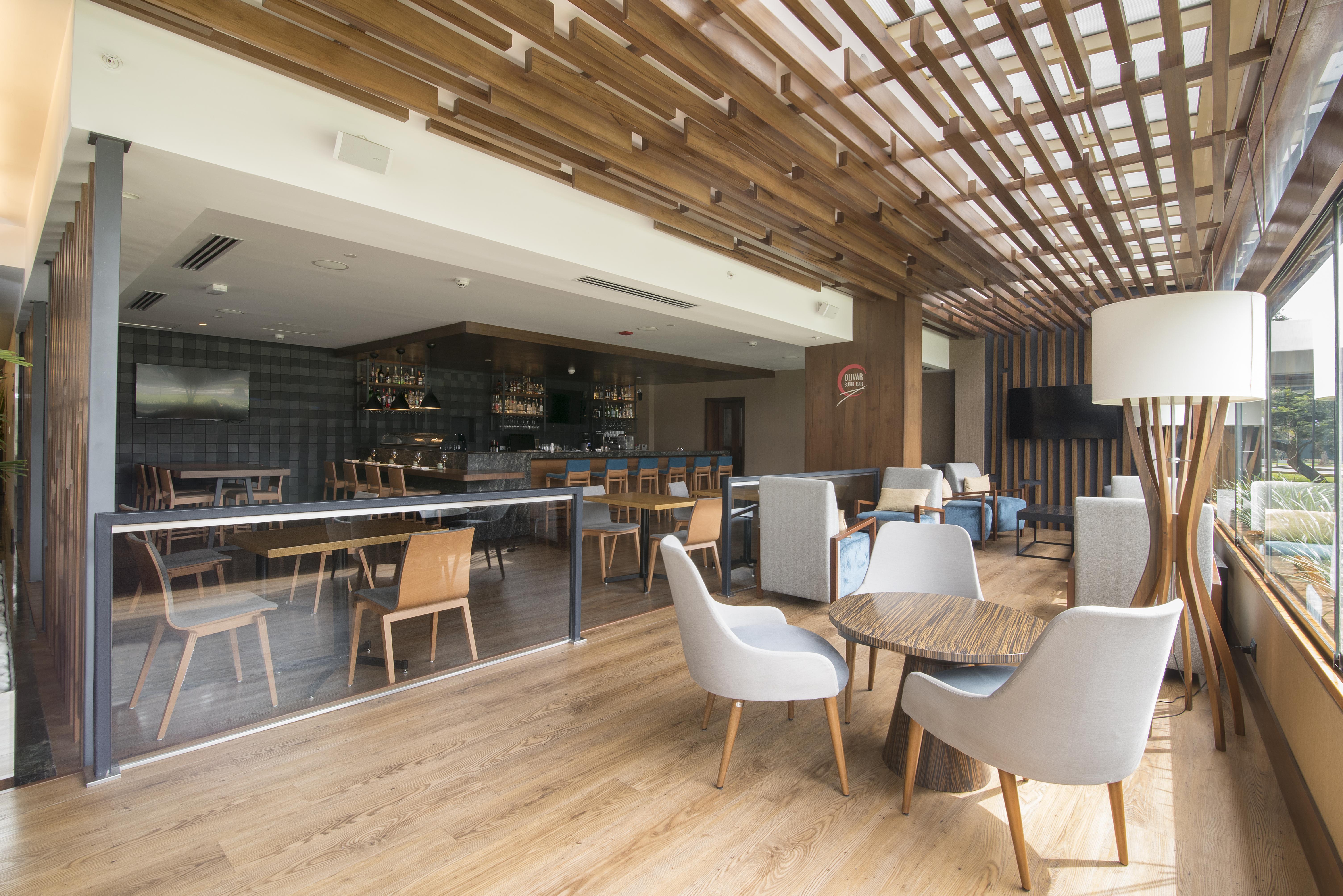 Sonesta Hotel El Olivar Λίμα Εξωτερικό φωτογραφία The lounge at the airport